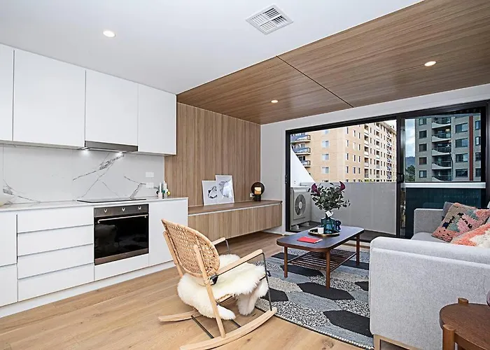 Beautiful Braddon 1 Bed Abode